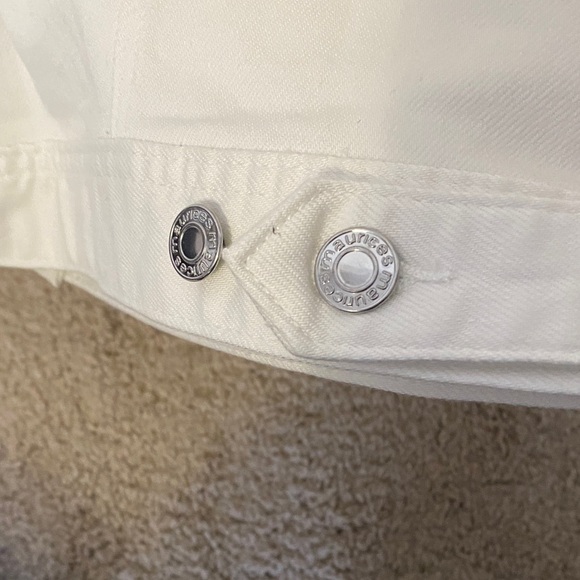NWT Women's Maurice’s White Denim Jacket - Picture 3 of 5
